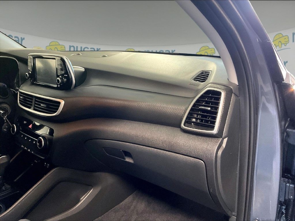 Used 2019 Blue Hyundai SE image 13