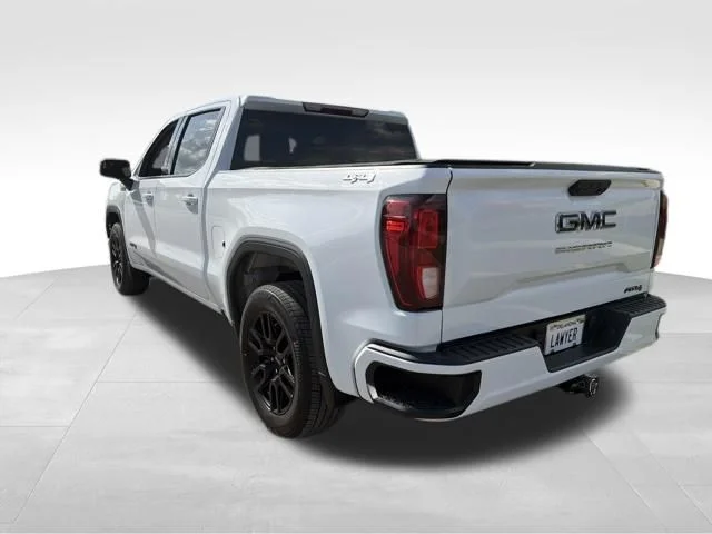 Used 2024 White GMC Elevation image 5