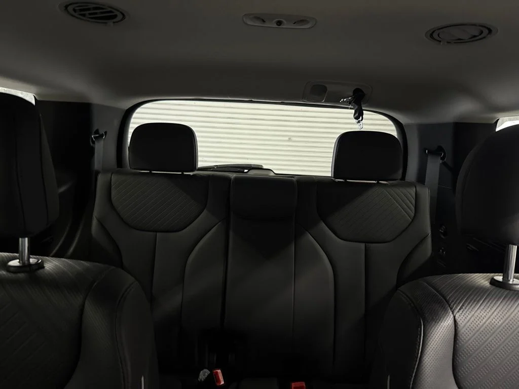 Used 2023 Abyss Black Hyundai XRT image 17