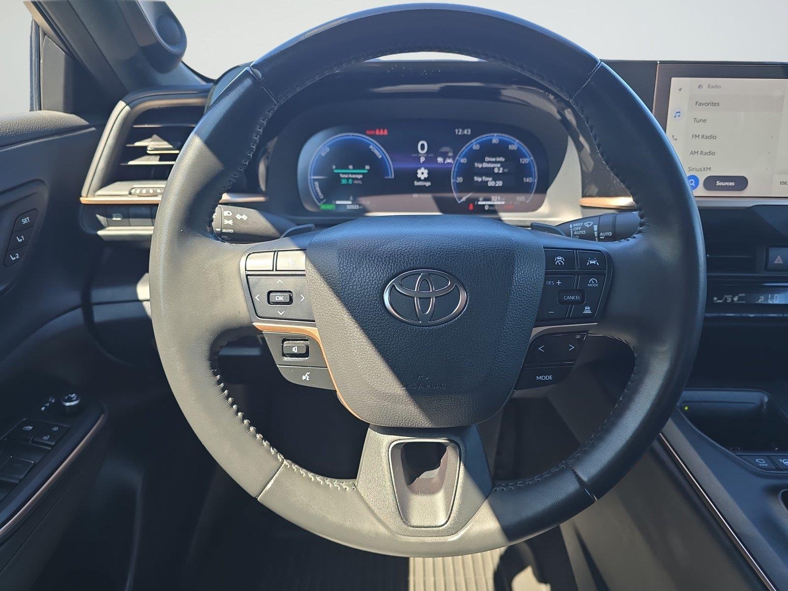 Used 2023 Black Toyota Platinum image 10