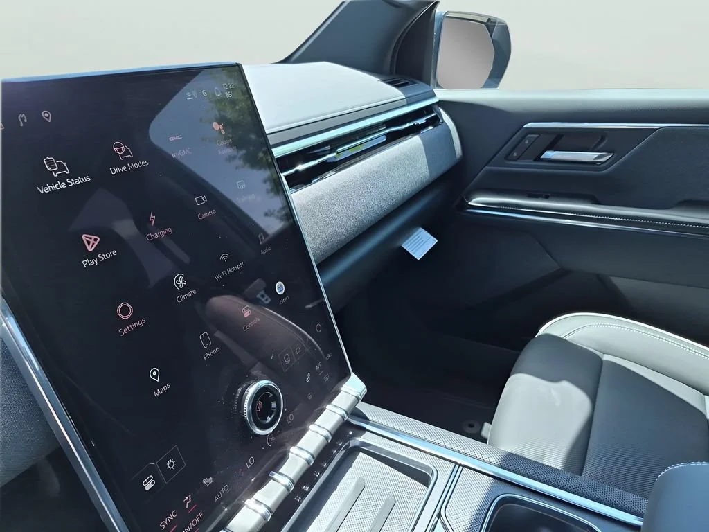 2026 GMC Sierra EV Elevation - Photo 25