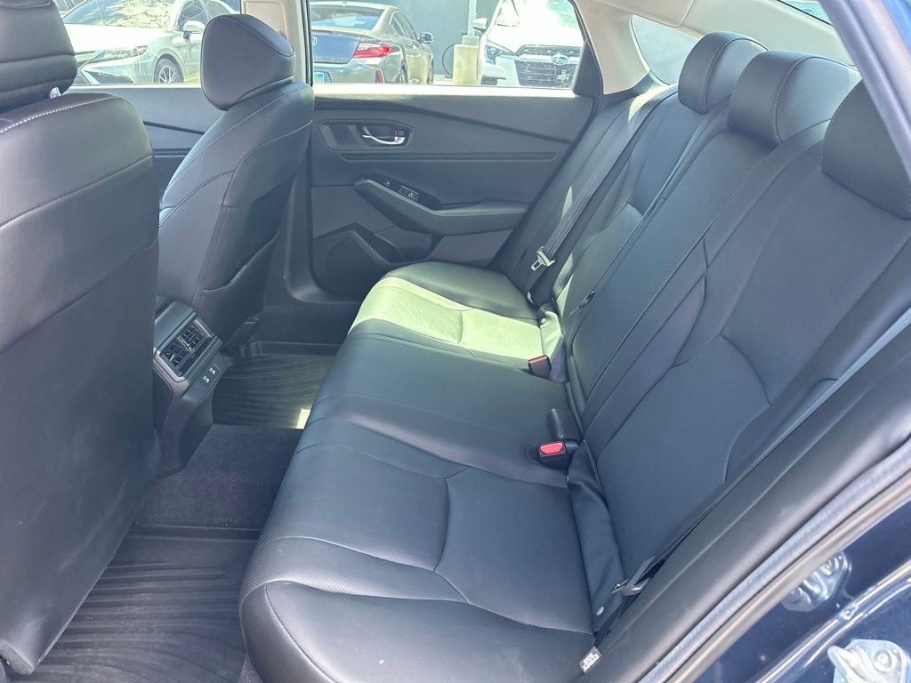 Used 2024  Honda Touring image 11