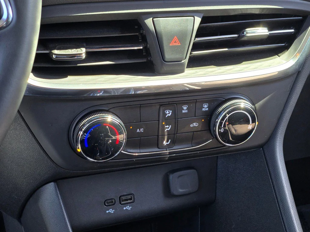 2025 Buick Encore GX Preferred - Photo 26