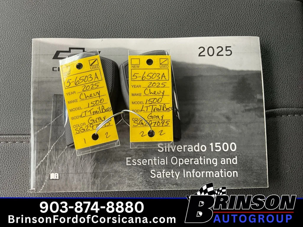Used 2025 Sterling Gray Metallic Chevrolet LT Trail Boss image 34