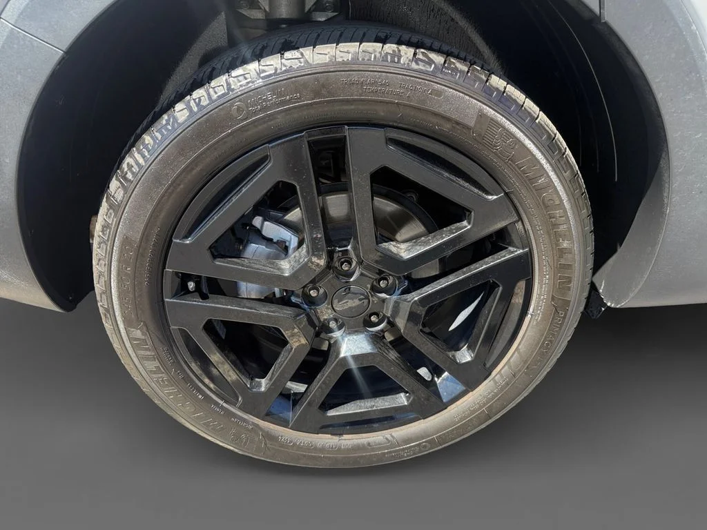 Used 2025 Gray Kia EX X-Line image 10