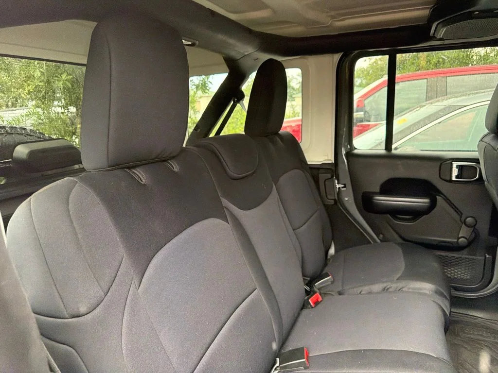 Used 2018 Gray Jeep Unlimited Sport image 11
