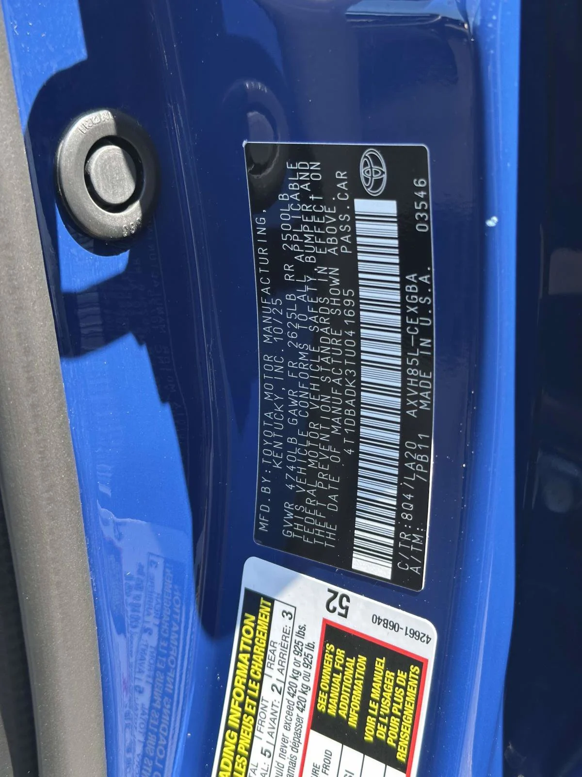 Used 2026 RESERVOIR BLUE Toyota XLE image 18