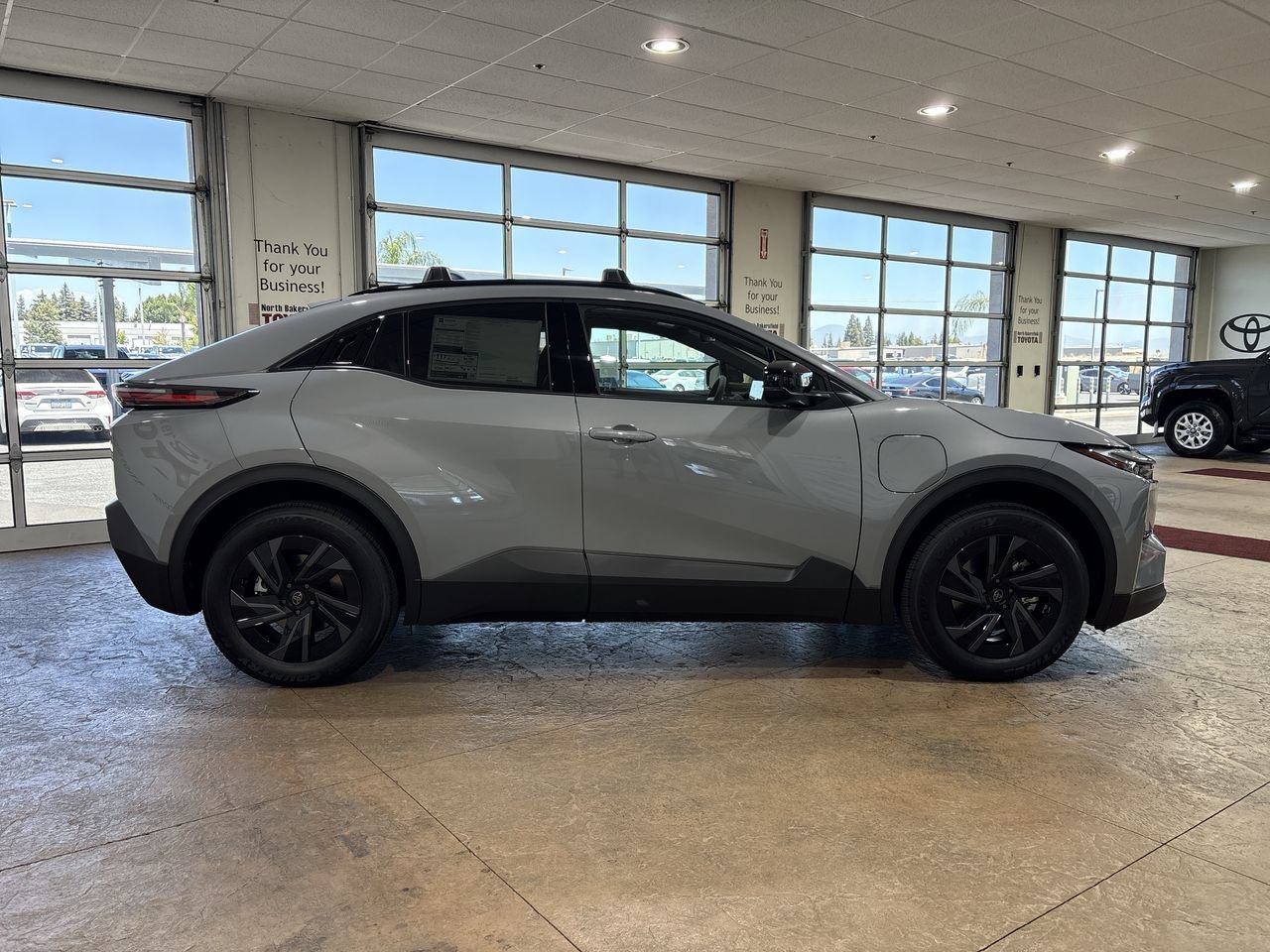 2026 Toyota C-HR SE - Photo 3