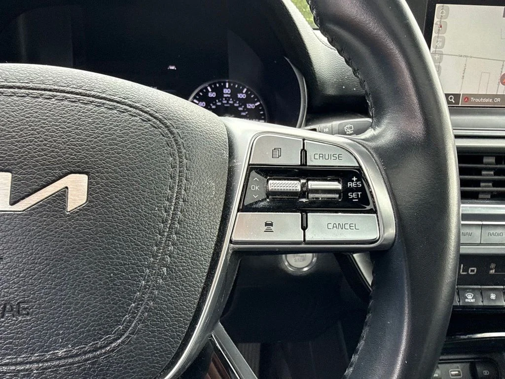 Used 2022 Sangria Kia S image 12