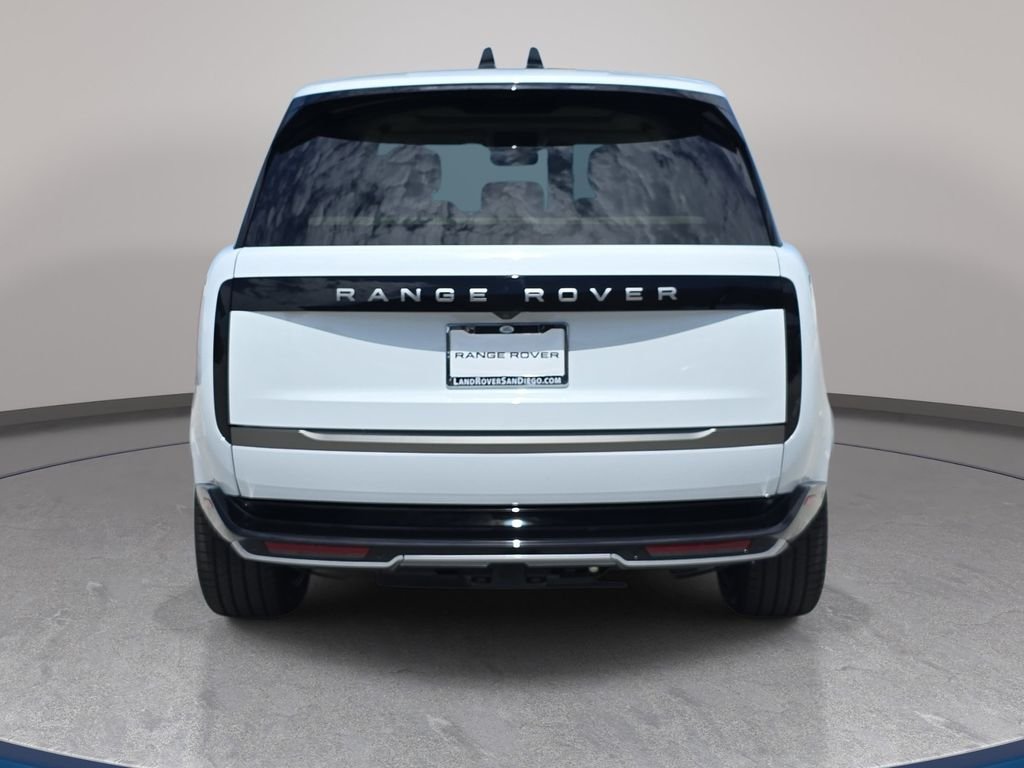 New 2026 Fuji White Land Rover SE image 6