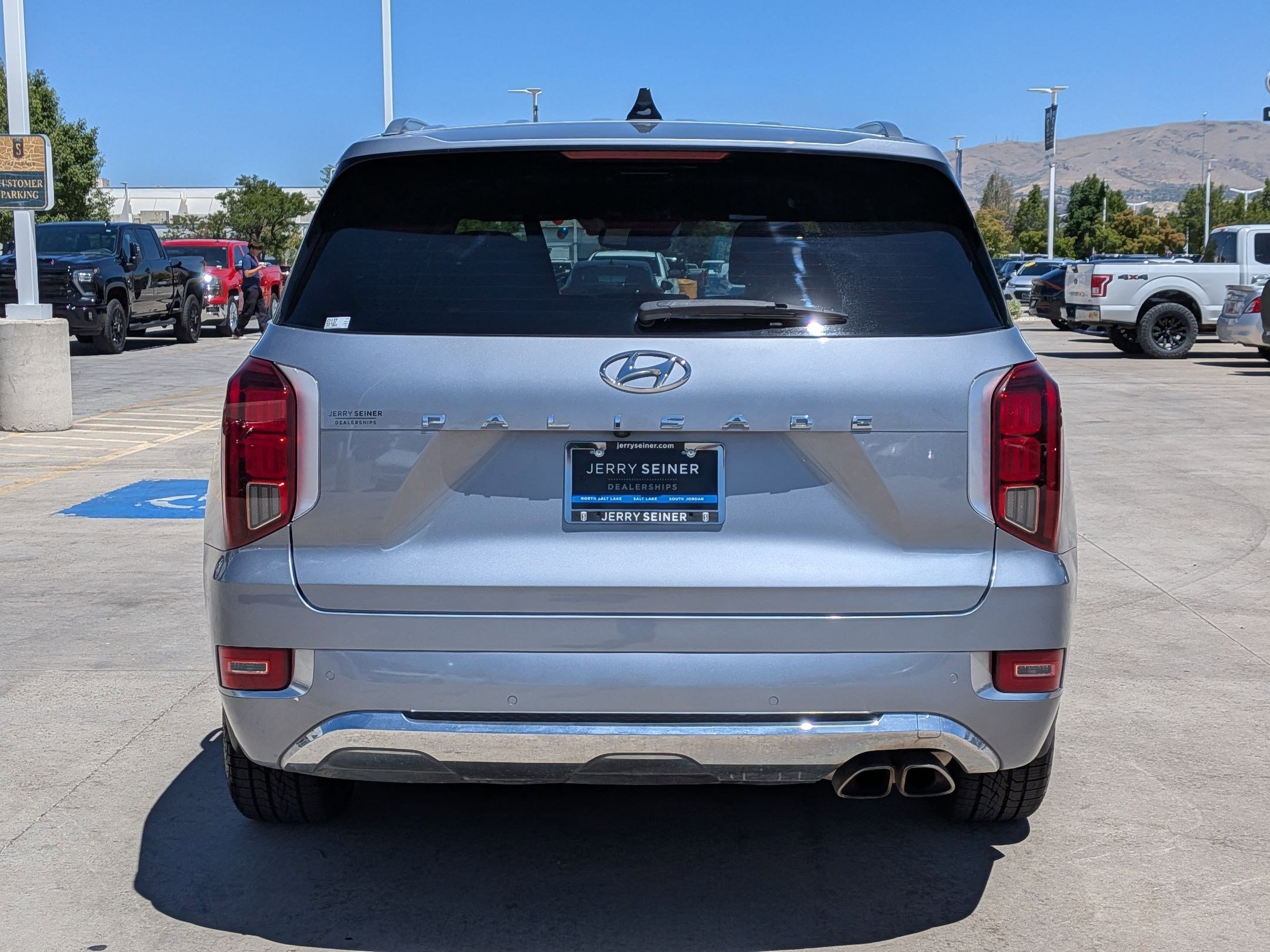 Used 2020 Lagoon Silver Hyundai Limited image 4