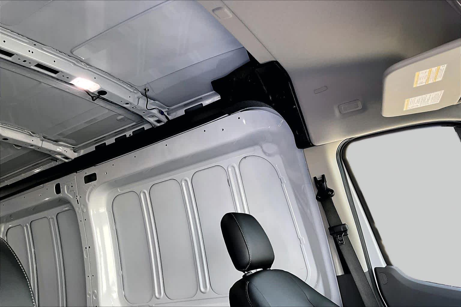Used 2025 Oxford White Ford  image 14