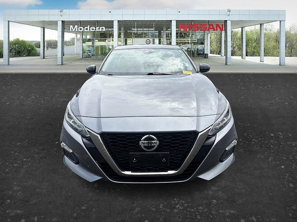 Used 2021 Gun Metallic Nissan 2.5 SR image 8