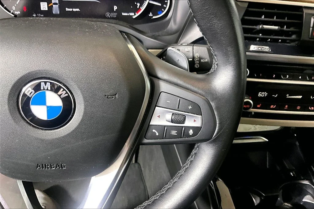 Used 2021 Phytonic Blue Metallic BMW sDrive30i image 15