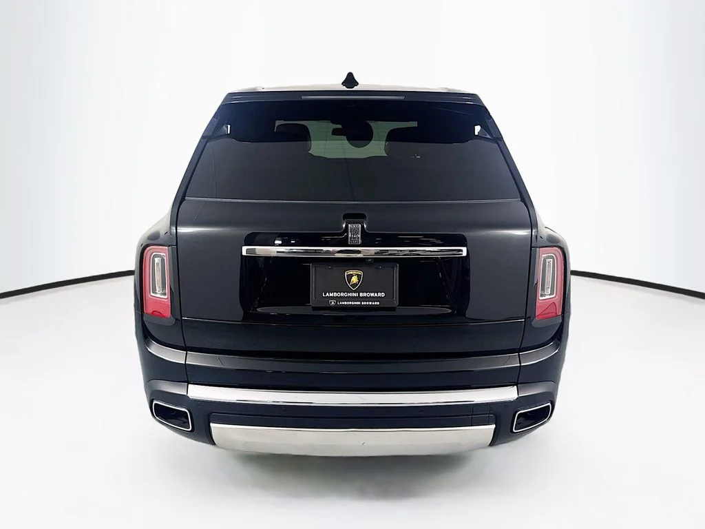 Used 2023 Black Diamond Rolls-Royce Base image 6