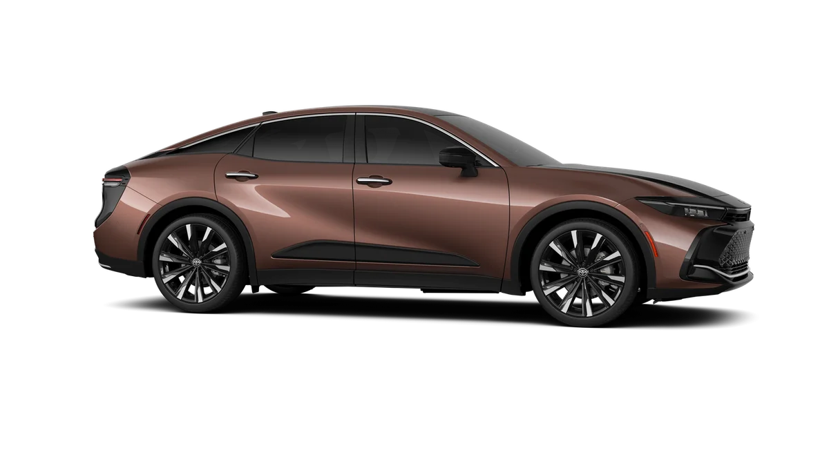 New 2026 Bronze Age with Black bi-tone Toyota Platinum image 13