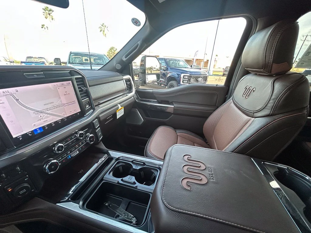 New 2027 Agate Black Metallic Ford F-350® King Ranch® image 18