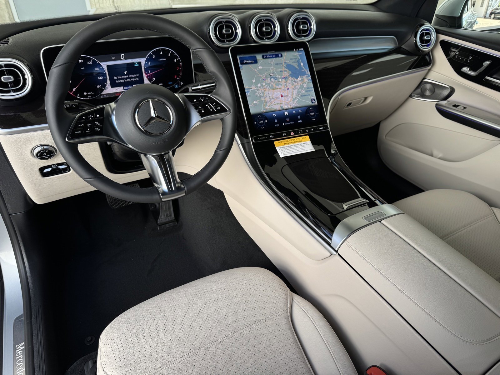 New 2026 Cirrus Silver Metallic Mercedes-Benz GLC 300 image 31