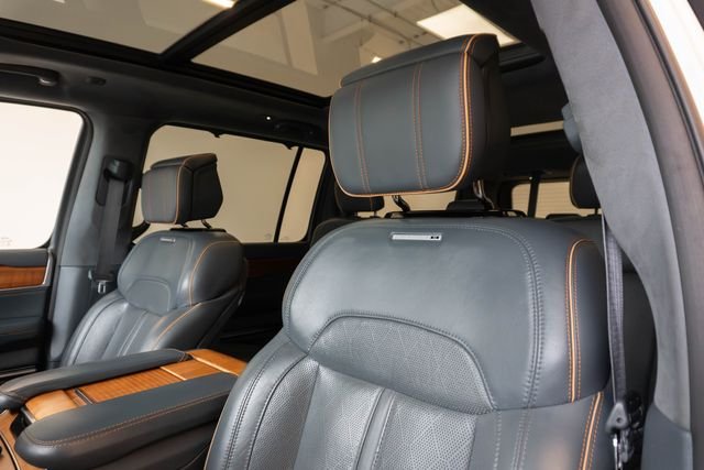 Used 2022 White Jeep Series II image 23