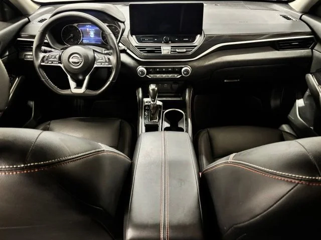 Used 2023 Red Nissan 2.5 SR image 12