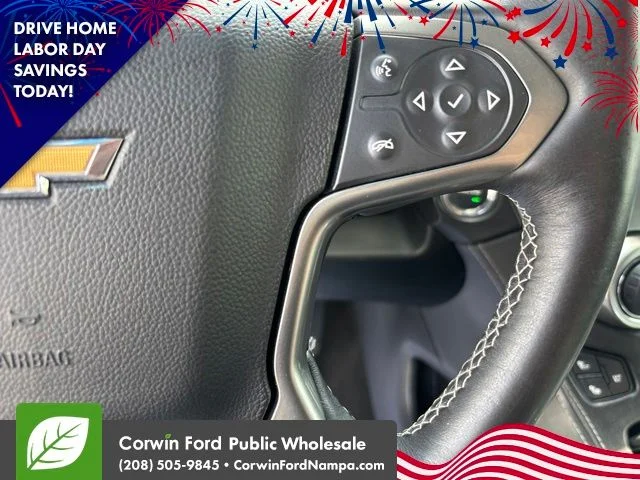 Used 2015 White Diamond Clearcoat Chevrolet  image 18