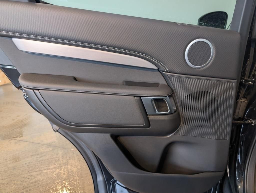 New 2026 Santorini Black Land Rover  image 26