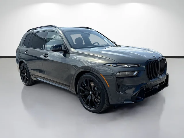 2027 BMW X7 M60i