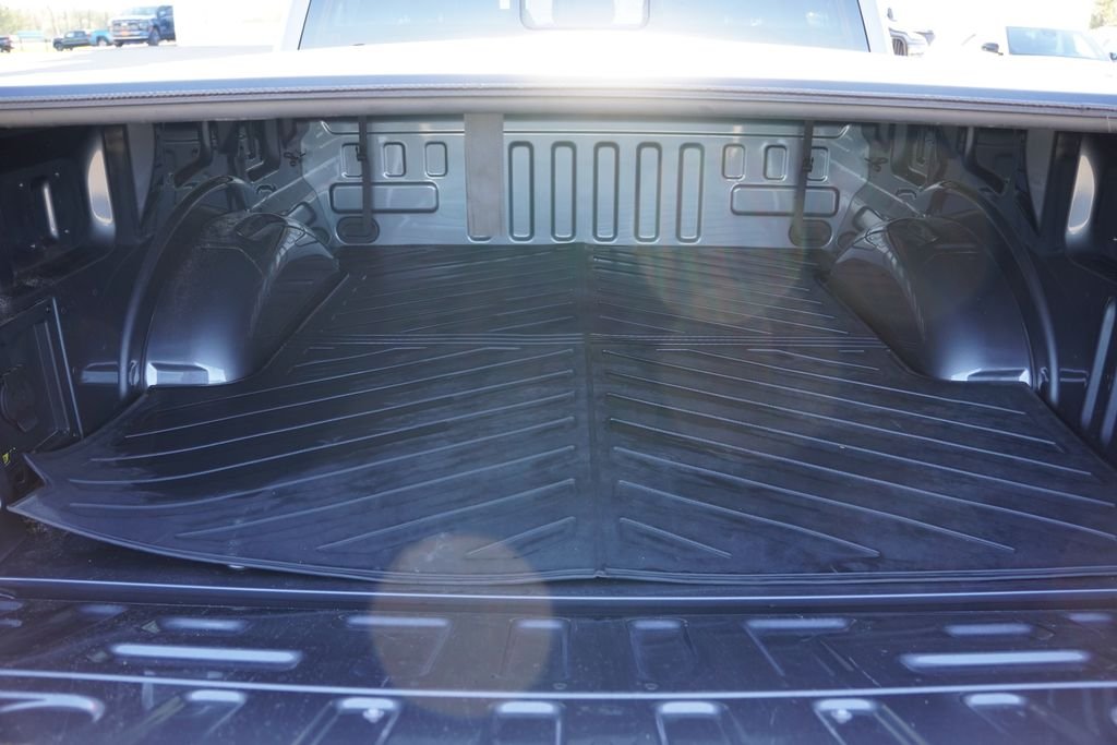 Used 2023 Gray Ford XLT image 20