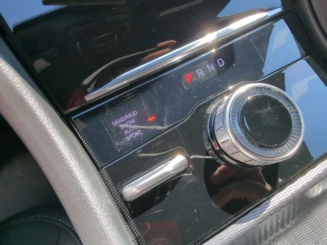 New 2026 White Jeep Altitude image 19