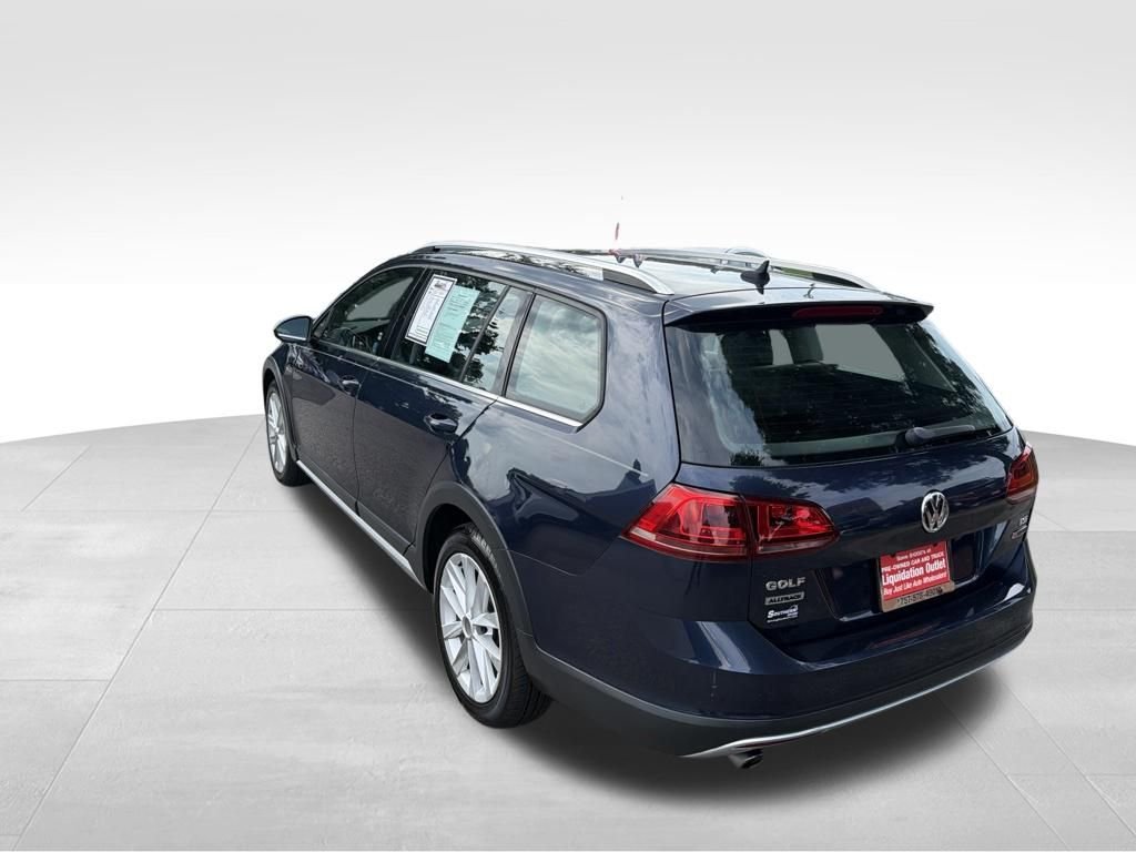 Used 2017 Blue Volkswagen TSI SE image 4