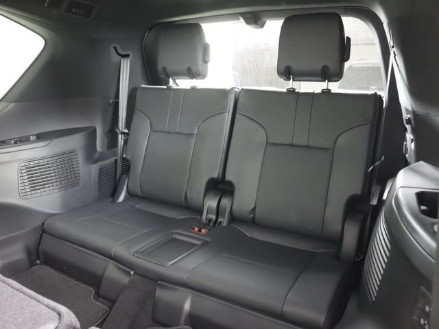 2026 Lexus LX 700h Luxury - Photo 23