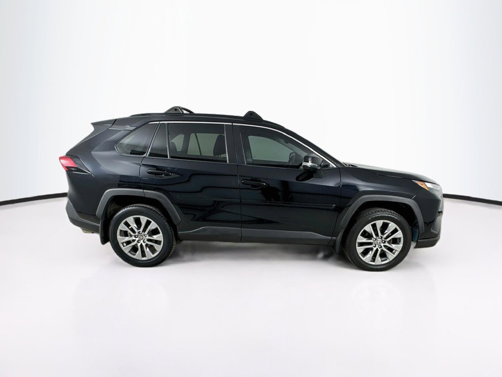 2022 Toyota RAV4 XLE Premium - Photo 8