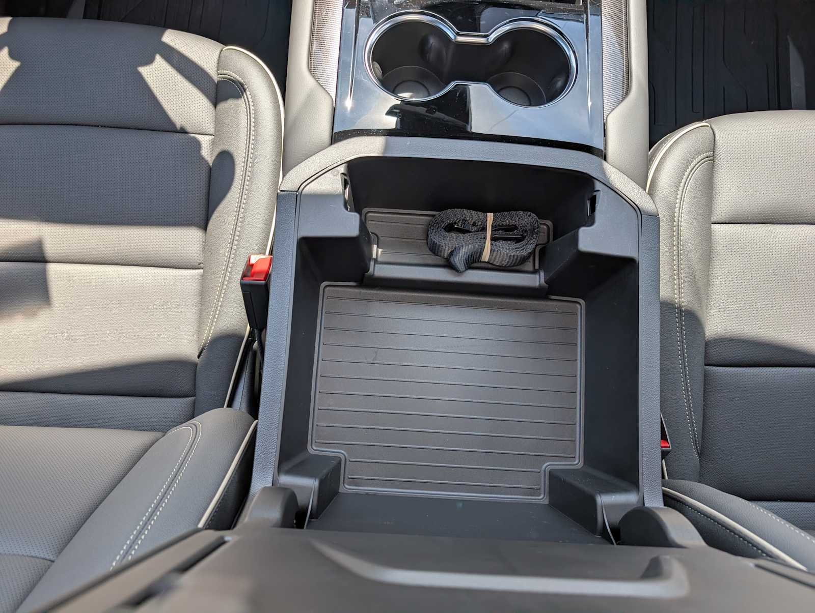 2026 GMC Yukon XL Elevation - Photo 15