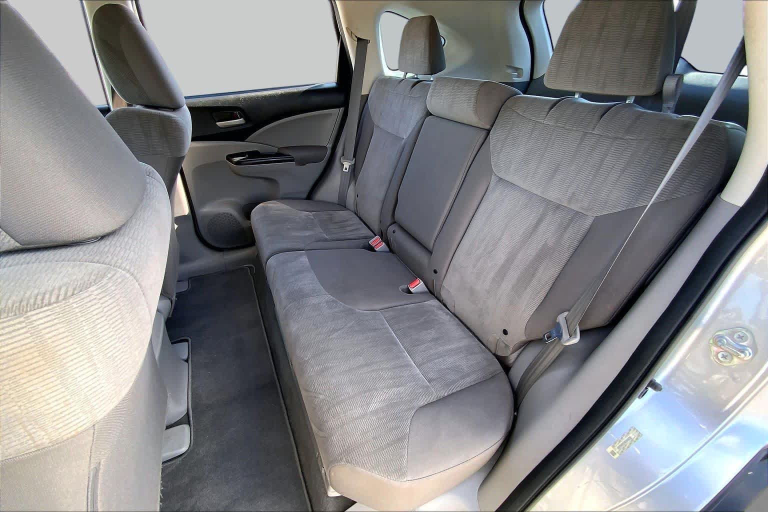 Used 2014 Alabaster Silver Metallic Honda LX image 20