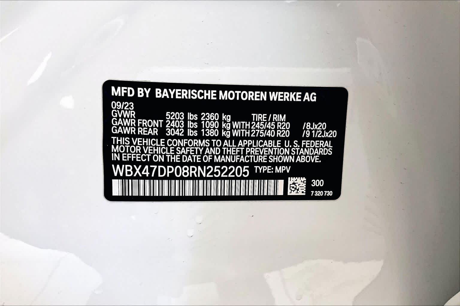Used 2024 Alpine White BMW sDrive30i image 32