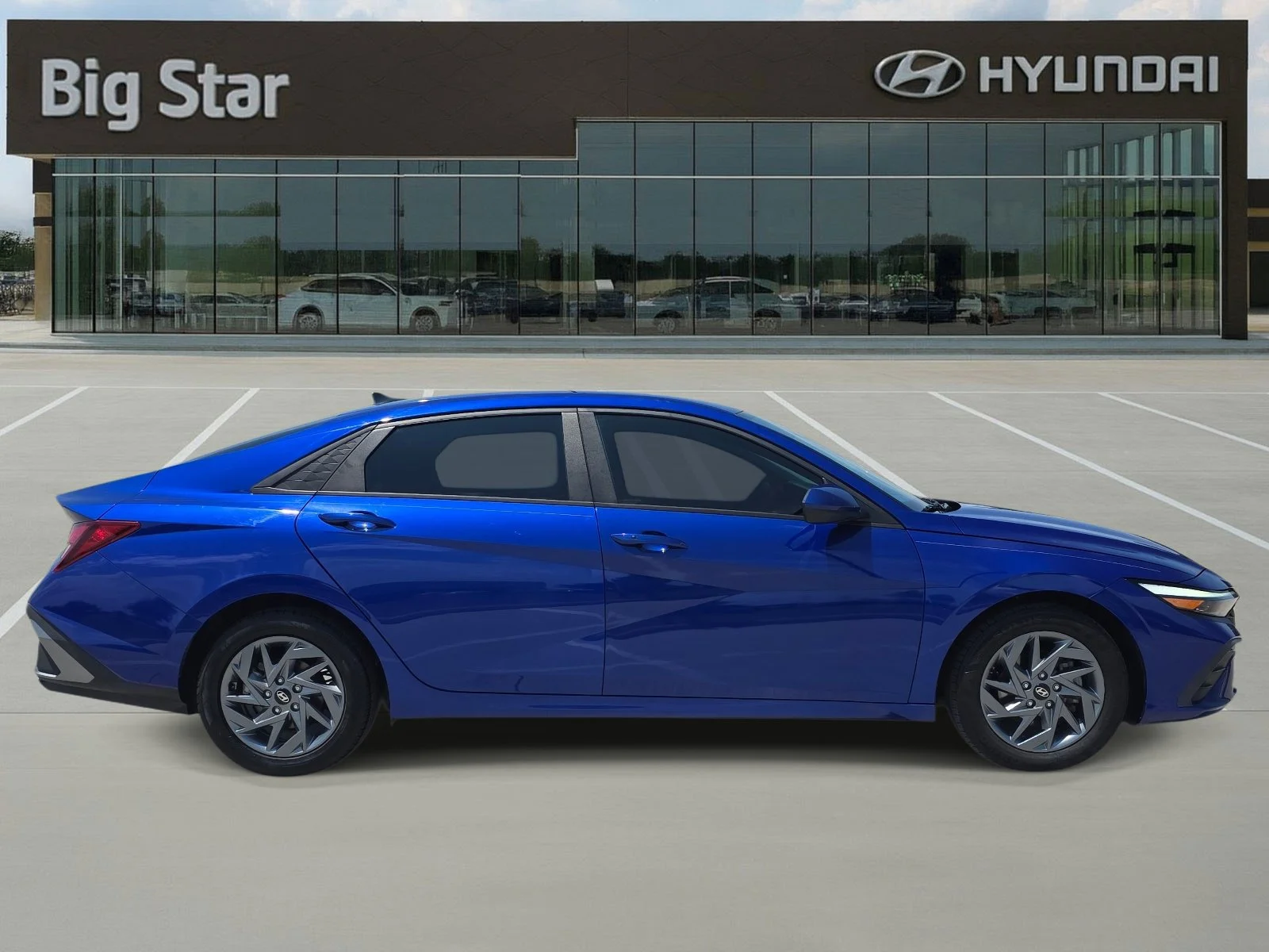 Used 2024 Intense Blue Hyundai SEL image 5