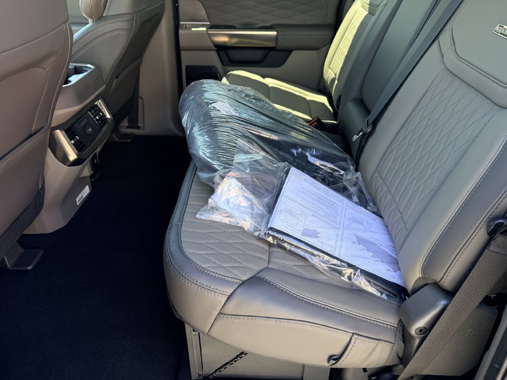 New 2026 Agate Black Metallic Ford F-250® Platinum® image 15