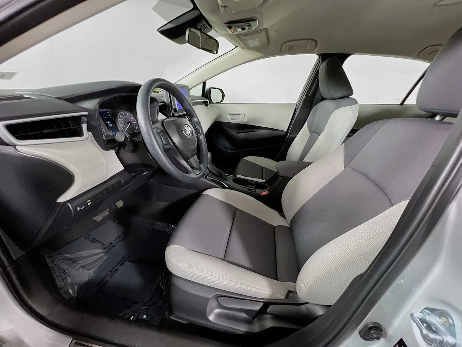 Used 2025 Classic Silver Metallic Toyota LE image 20