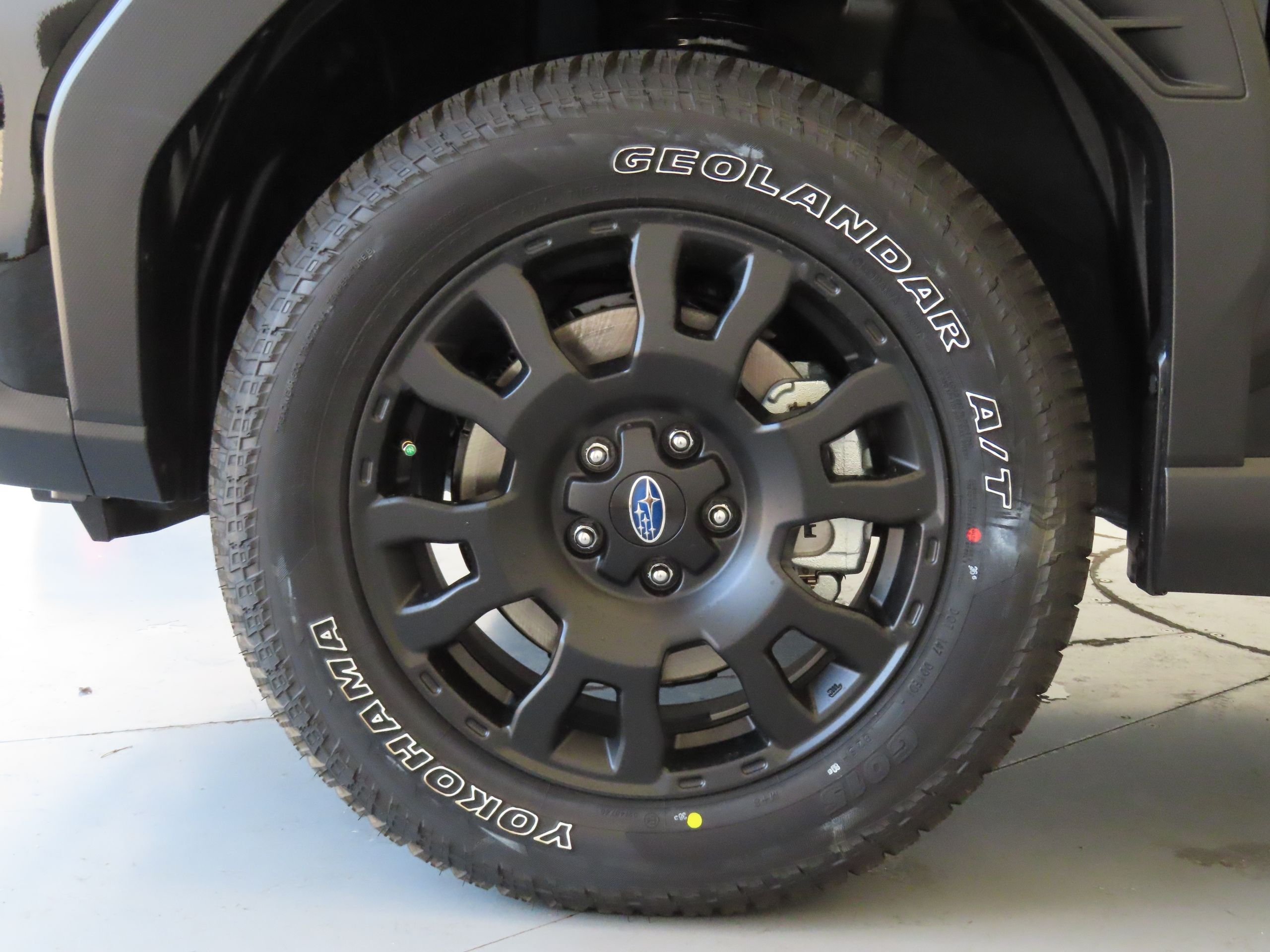 New 2026 CRYSTAL BLACK SILICA Subaru Wilderness image 27