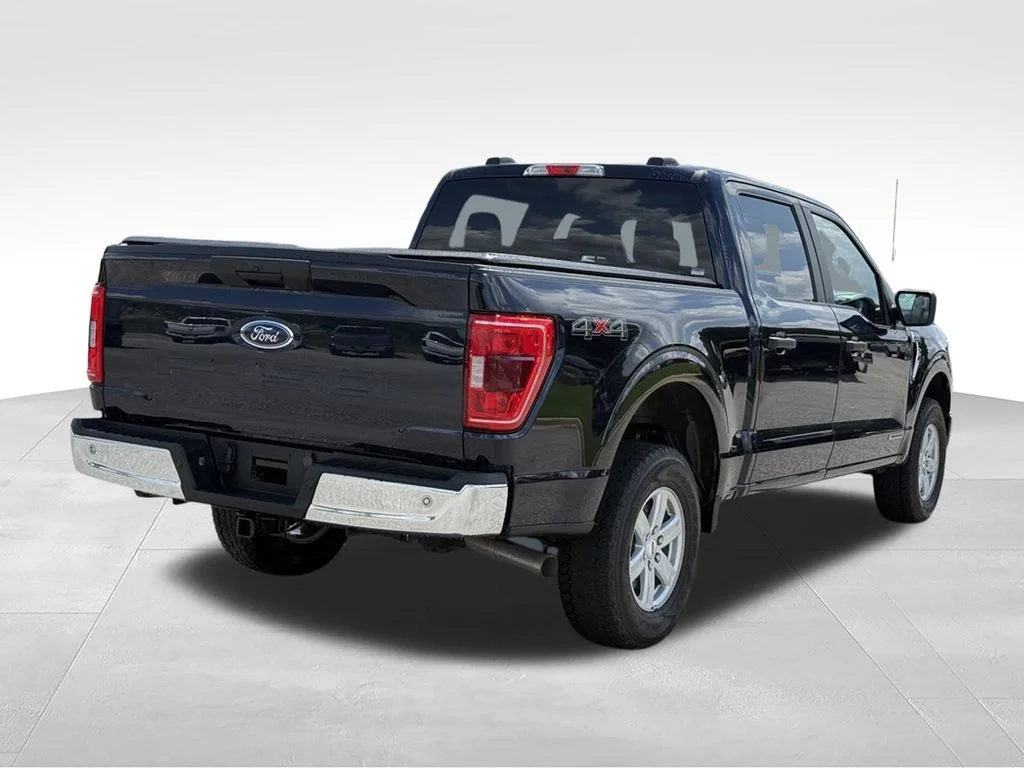 Used 2023 Blue Ford XLT image 24