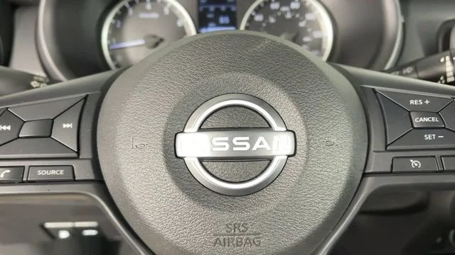 2025 Nissan KICKS PLAY Base - Photo 24
