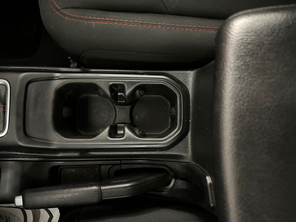Used 2023 White/off-white Jeep Rubicon image 23