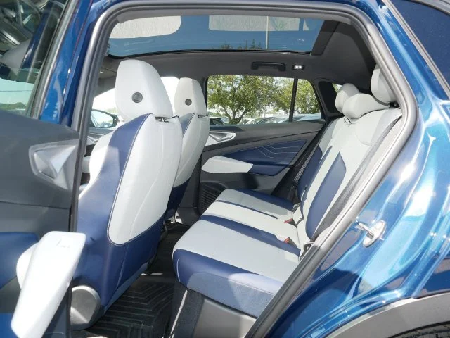 Certified Used 2023 Blue Volkswagen Pro S image 17