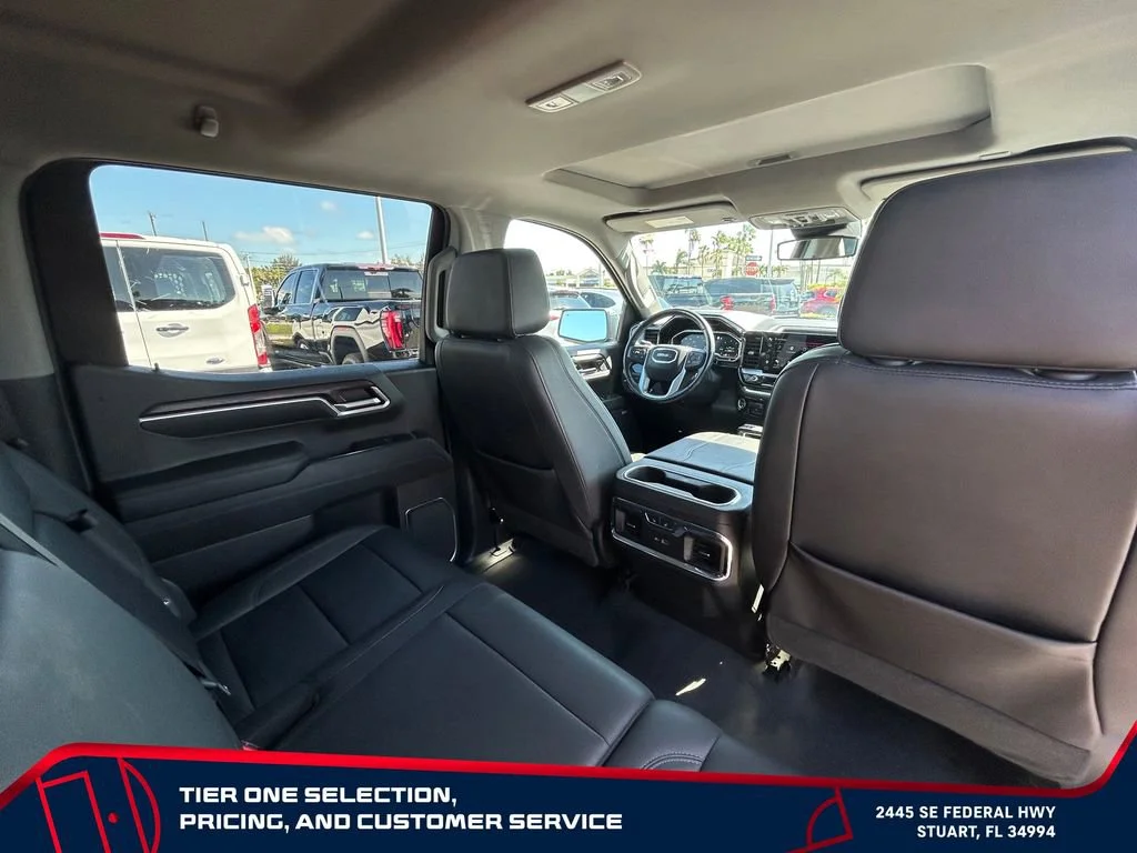 Used 2023 Onyx Black GMC SLT image 19