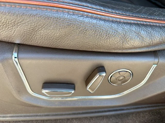 Used 2016  Ford King Ranch image 15