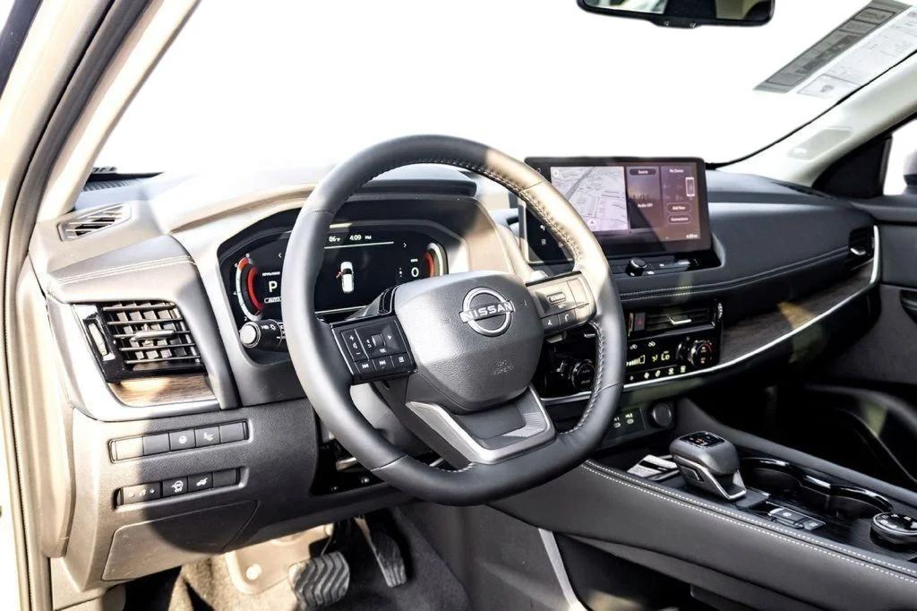 New 2026 Gold Nissan Platinum image 11