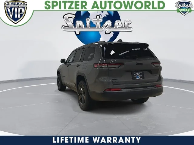 New 2027 Sting-Gray Clear-Coat Paint Jeep Limited image 13
