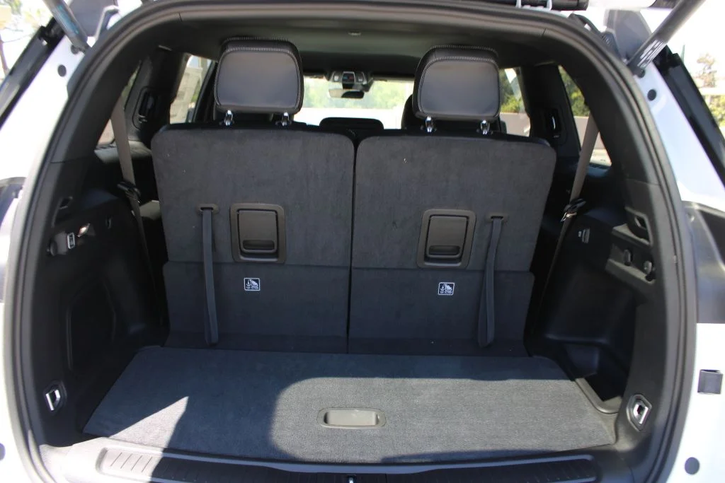 New 2026 Bright White Clearcoat Jeep Limited image 10