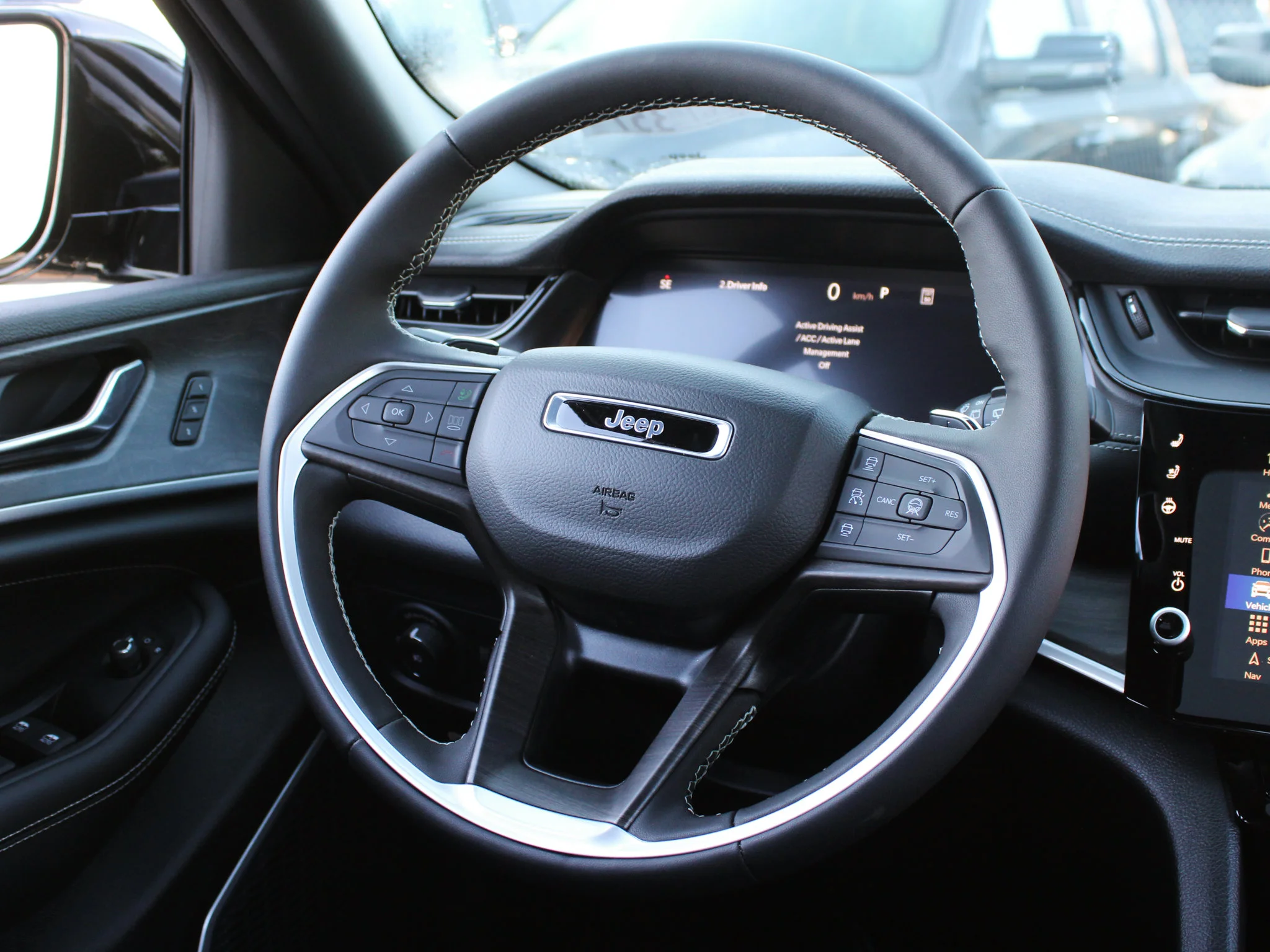 New 2026 Grey Jeep Limited Reserve* image 13
