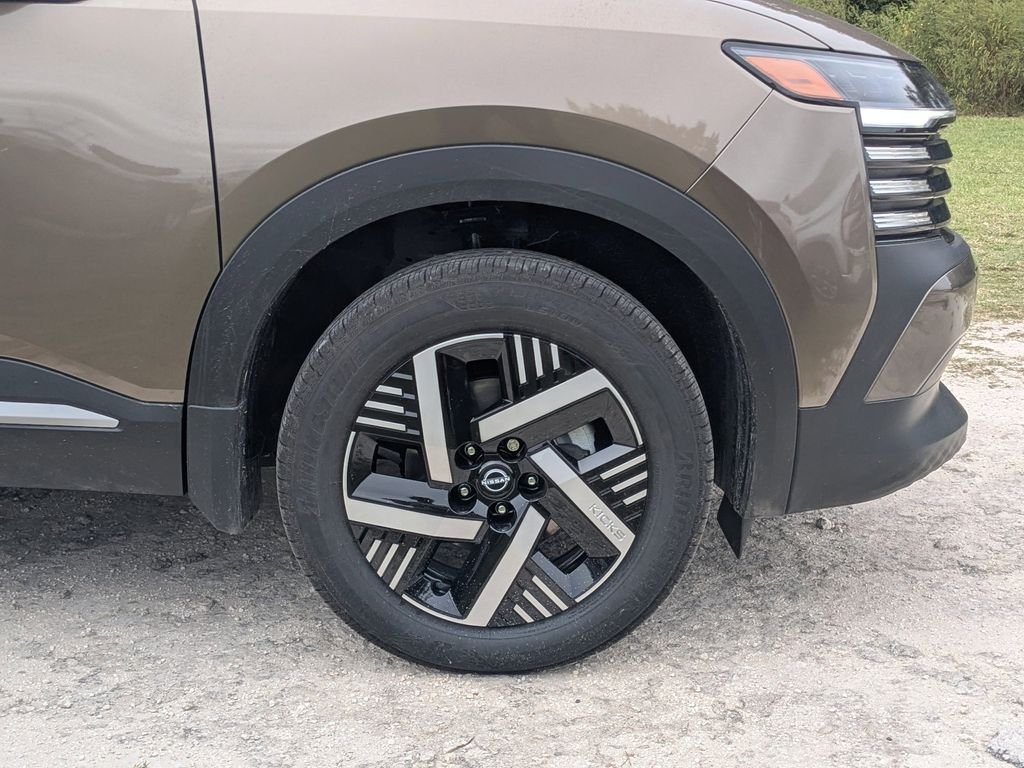 2026 Nissan KICKS SV - Photo 10